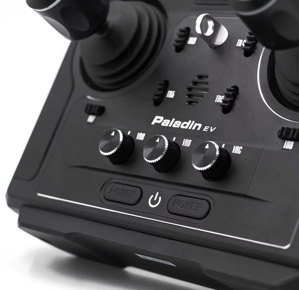 Flysky Paladin EV PL18 18 Kanal Fernbedienung 18CH Sender 4D Hall Effect Gimbal