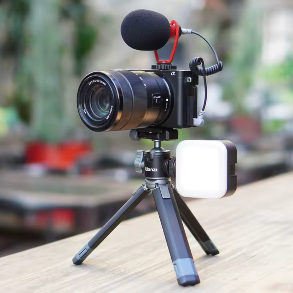 Ulanzi MT-24 Tischstativ Vlogstativ Kameragriff 360° Rotation Kugelkopf Stativ